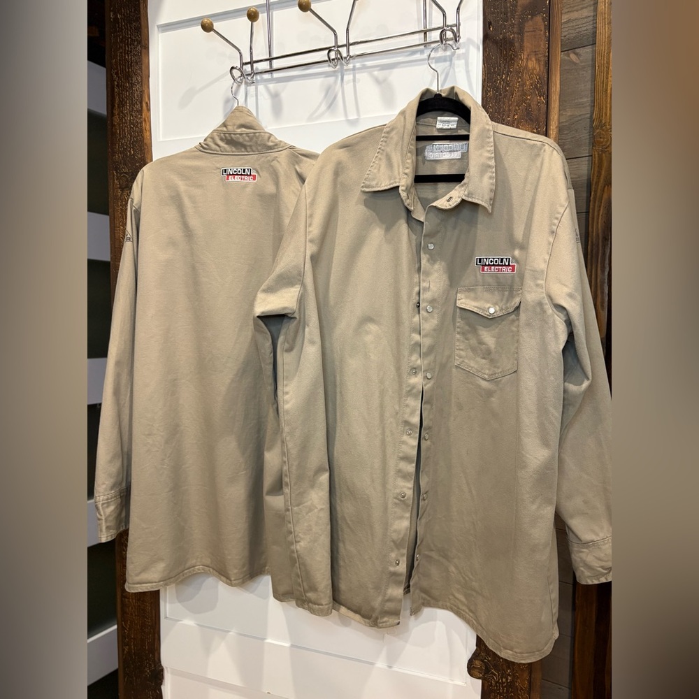 2 Lincoln Electric Flame Resistant Shirts Tan XXL Button Up FR Cotton Workwear